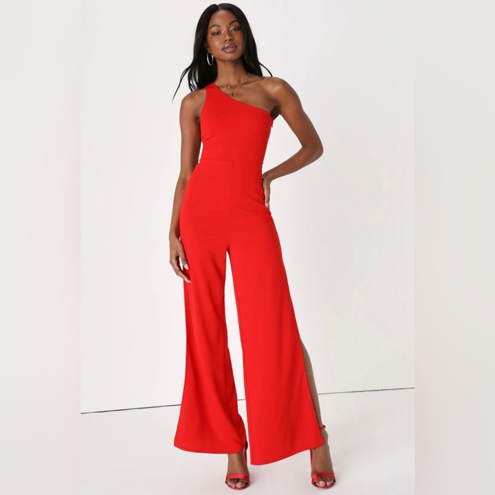 NWT Lulu’s Sultry Icon Red One-Shoulder Backless Wide-Leg Jumpsuit - small